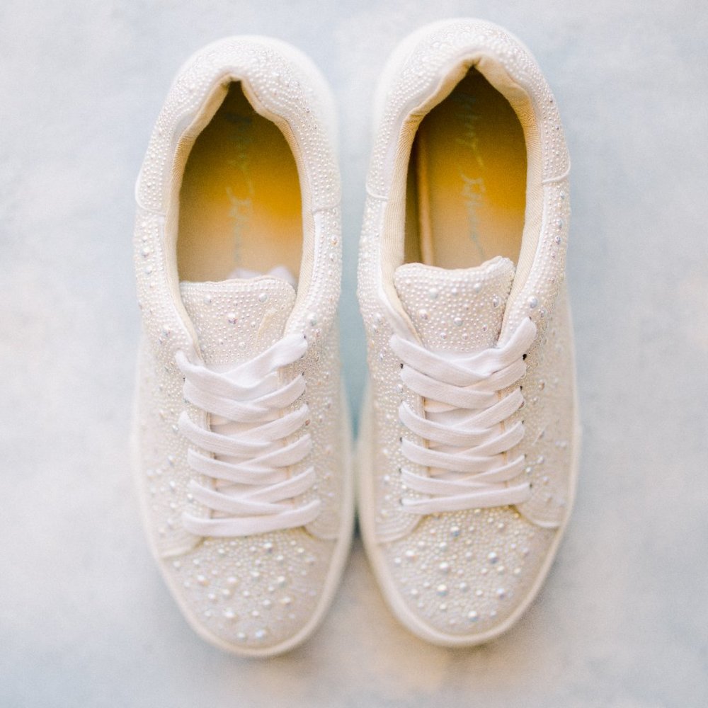 Betsey Johnson SB-SIDNY IVORY size 7